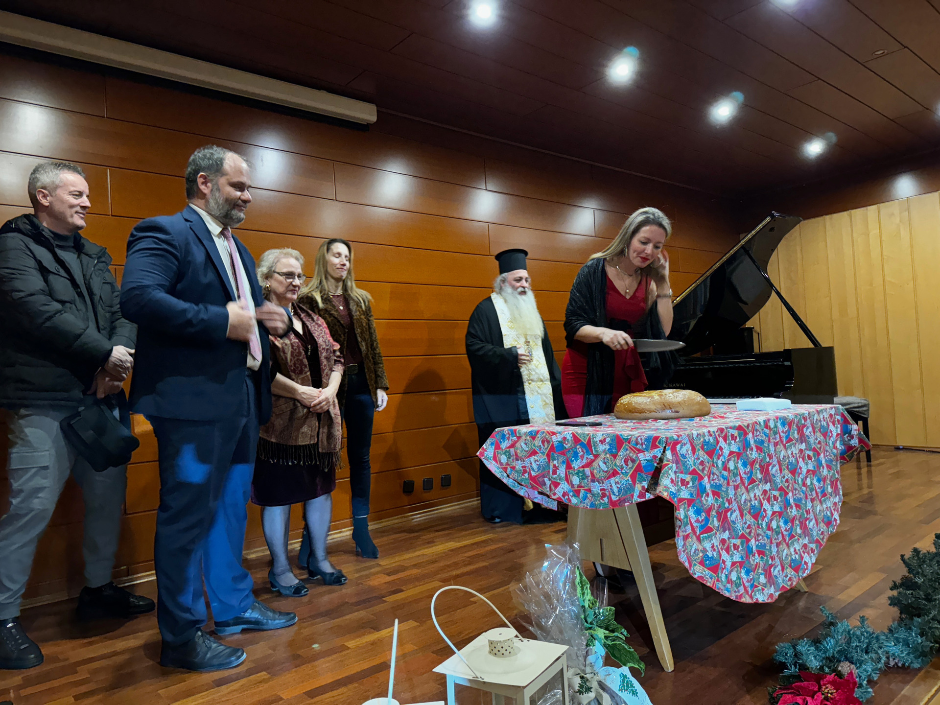 Σε εορταστικό κλίμα η κοπή της βασιλόπιτας του 'Ωδείου Ναούσης' - Βίντεο